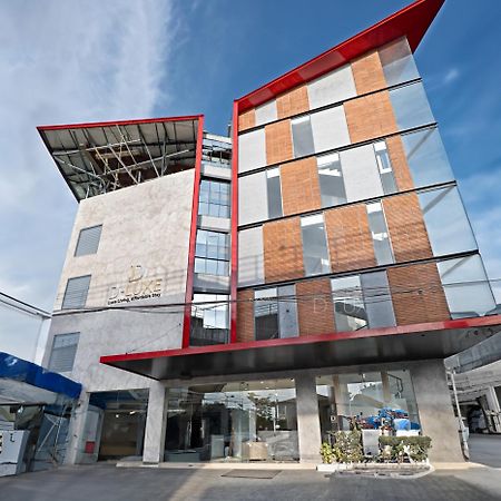 D-Luxe Hotel Kochi Exterior foto
