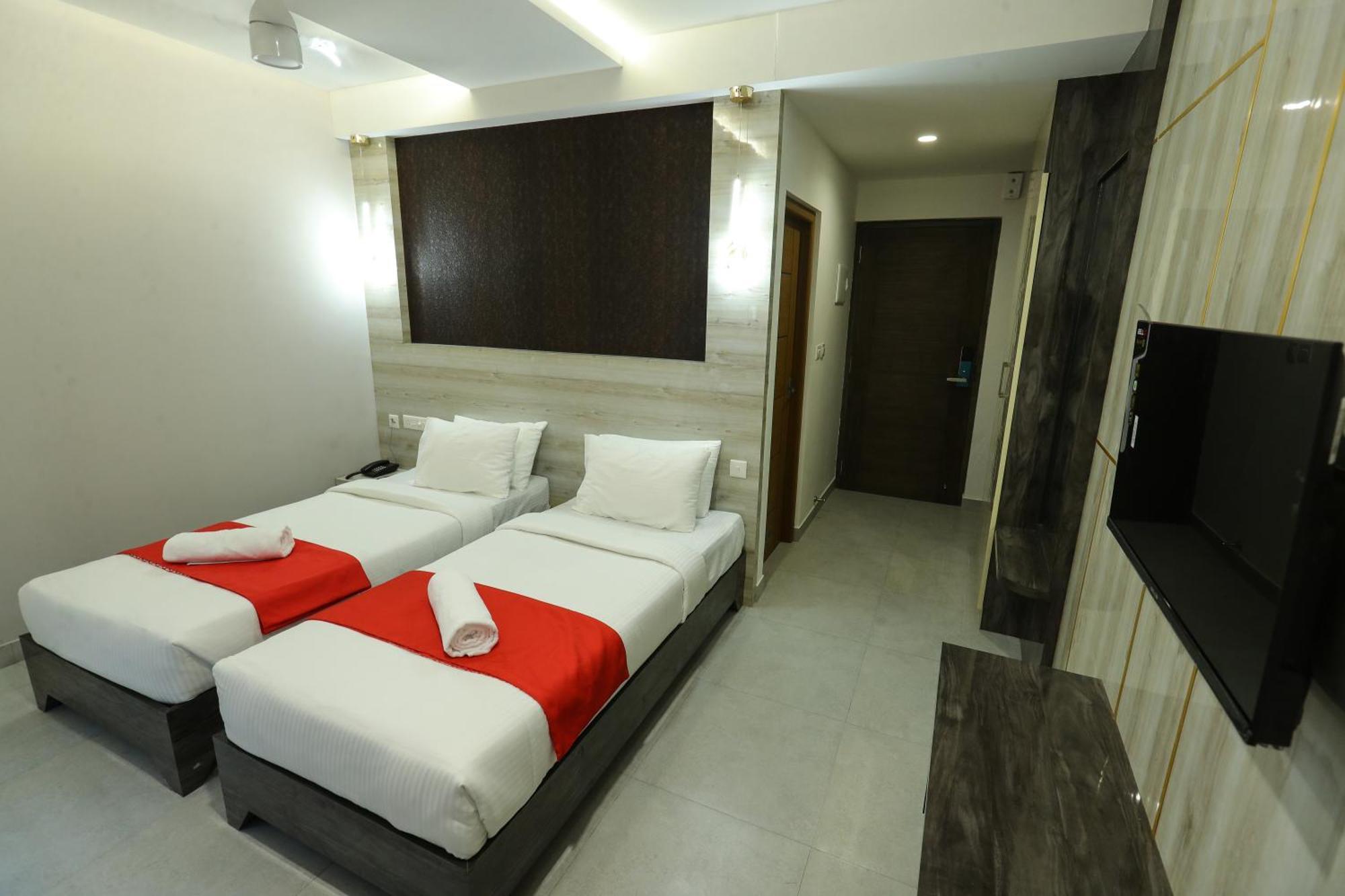 D-Luxe Hotel Kochi Exterior foto